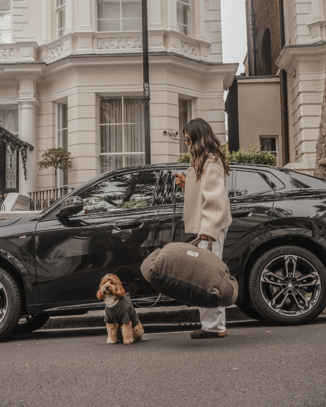 ByTeddy braune Cosy 3-in-1-Trage, Autositz und Schlafplatz