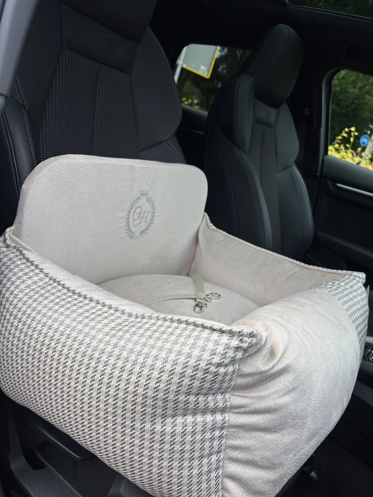 Chloé's Home Berlin beige Hunde-Autositz